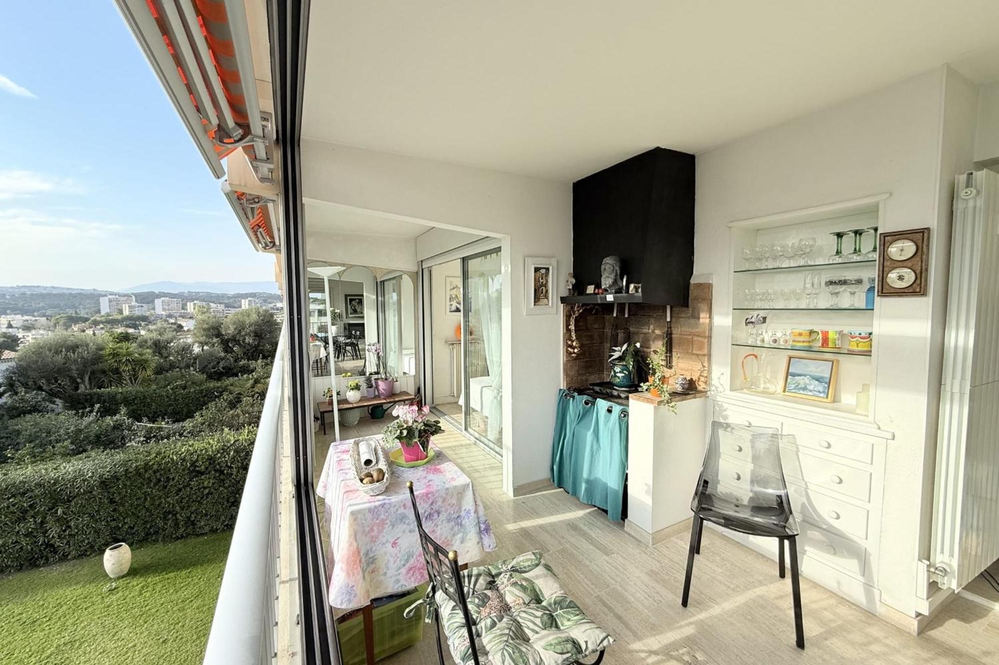 Appartement T3 With Magnificent Sea View
